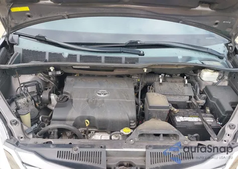 2013 Toyota Sienna Xle/Limited z USA, uszkodzony, nr VIN 5TDYK3DC8DS386897